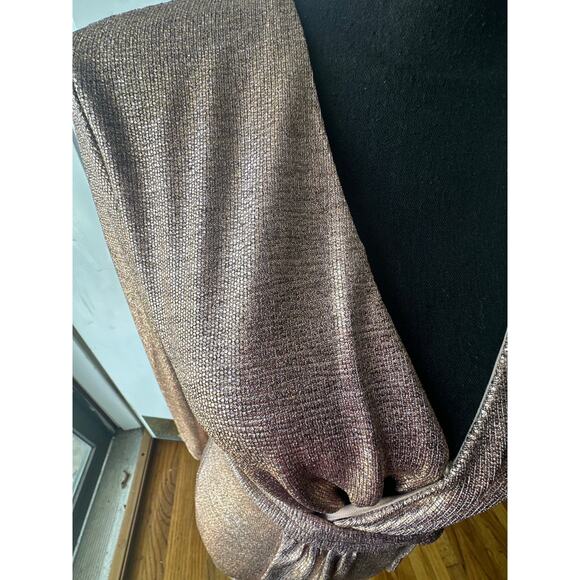 City Studio Gold Metallic Twist-Front Long Sleeve Mini Dress – Juniors 7 - Picture 2 of 9